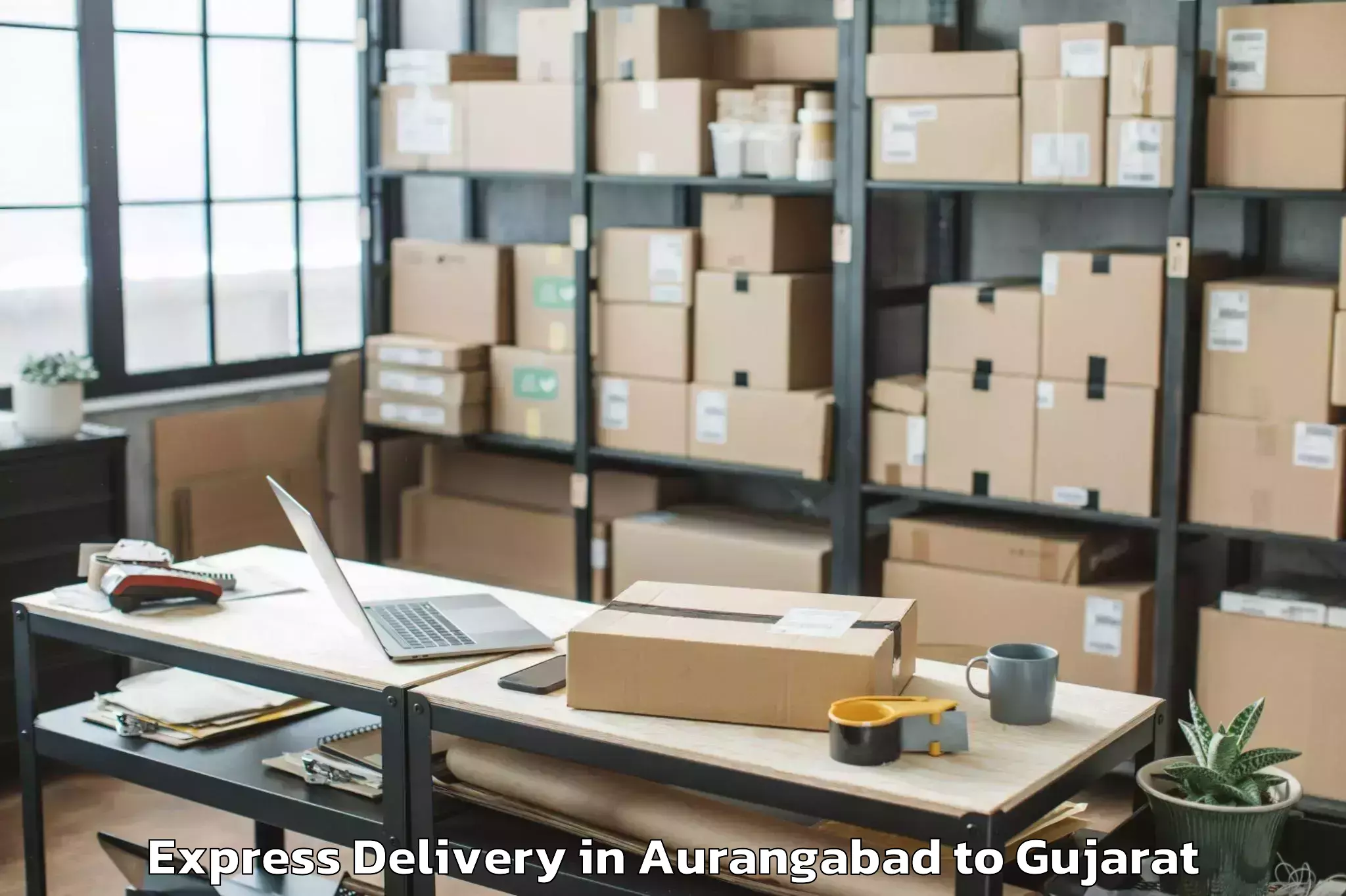 Book Your Aurangabad to Khambhat Express Delivery Today